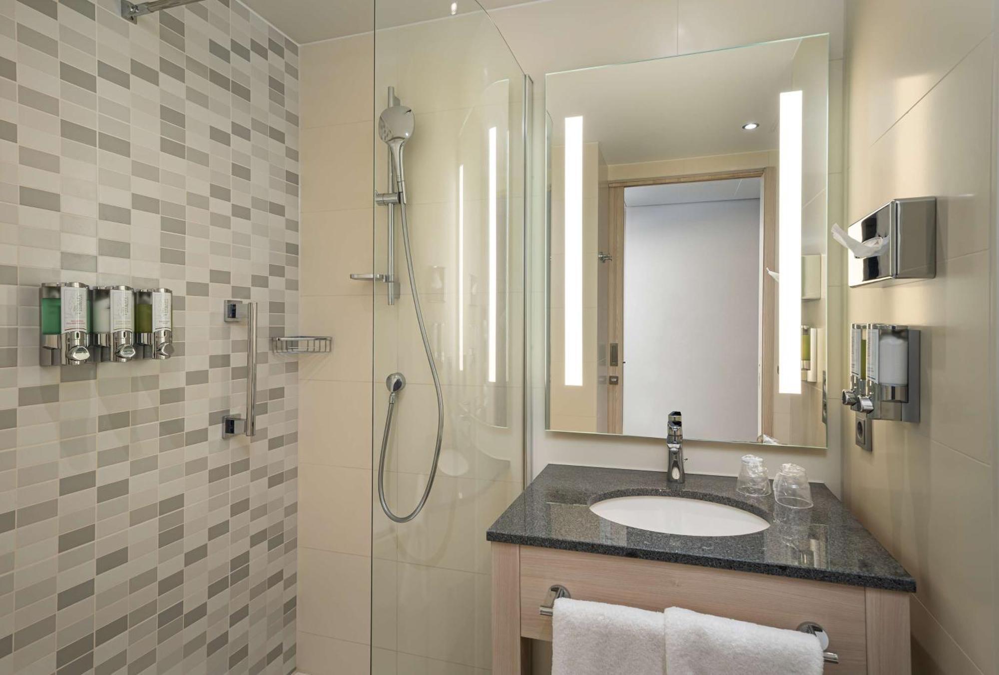 Hampton By Hilton Kiel Hotel Ngoại thất bức ảnh