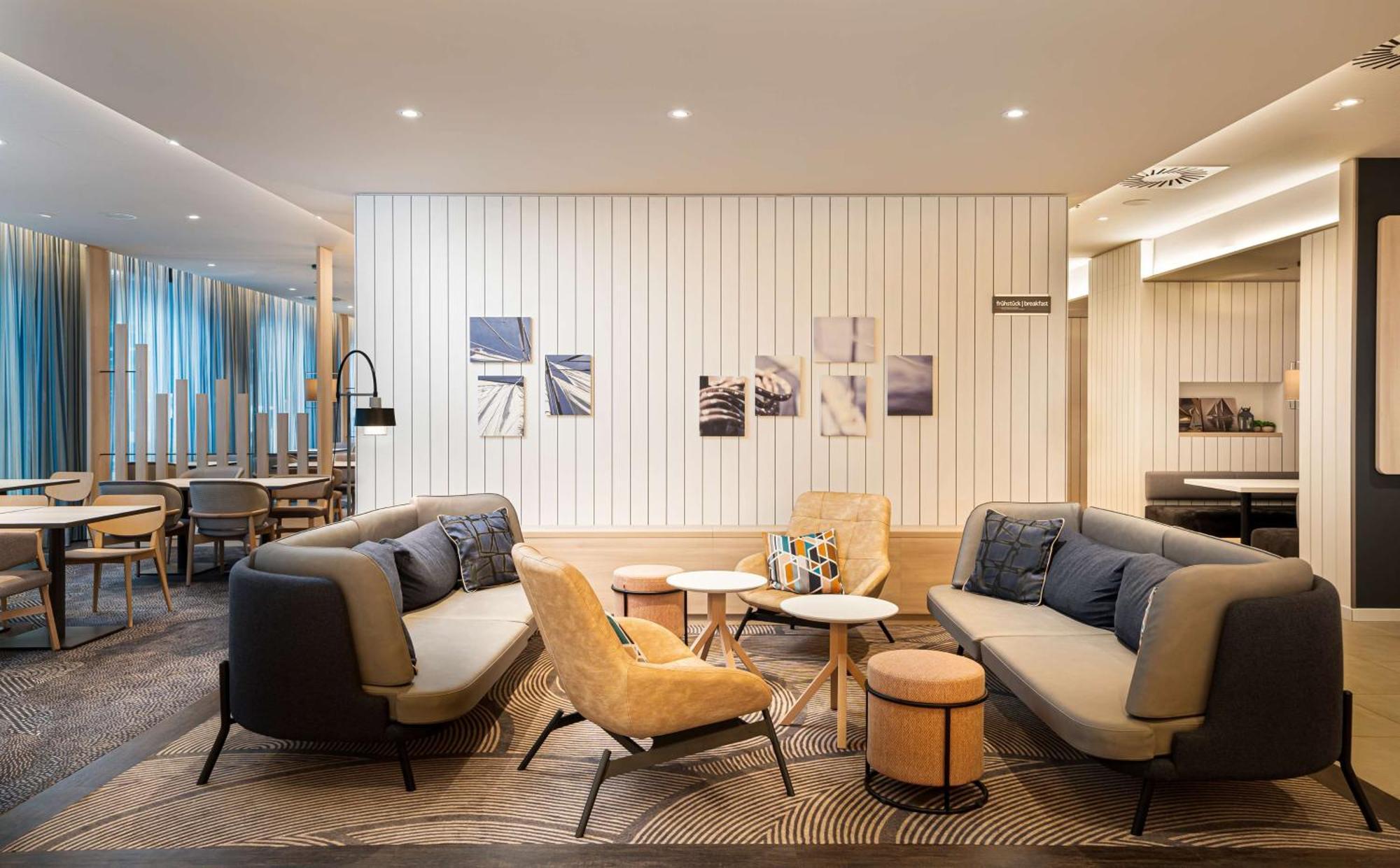 Hampton By Hilton Kiel Hotel Ngoại thất bức ảnh