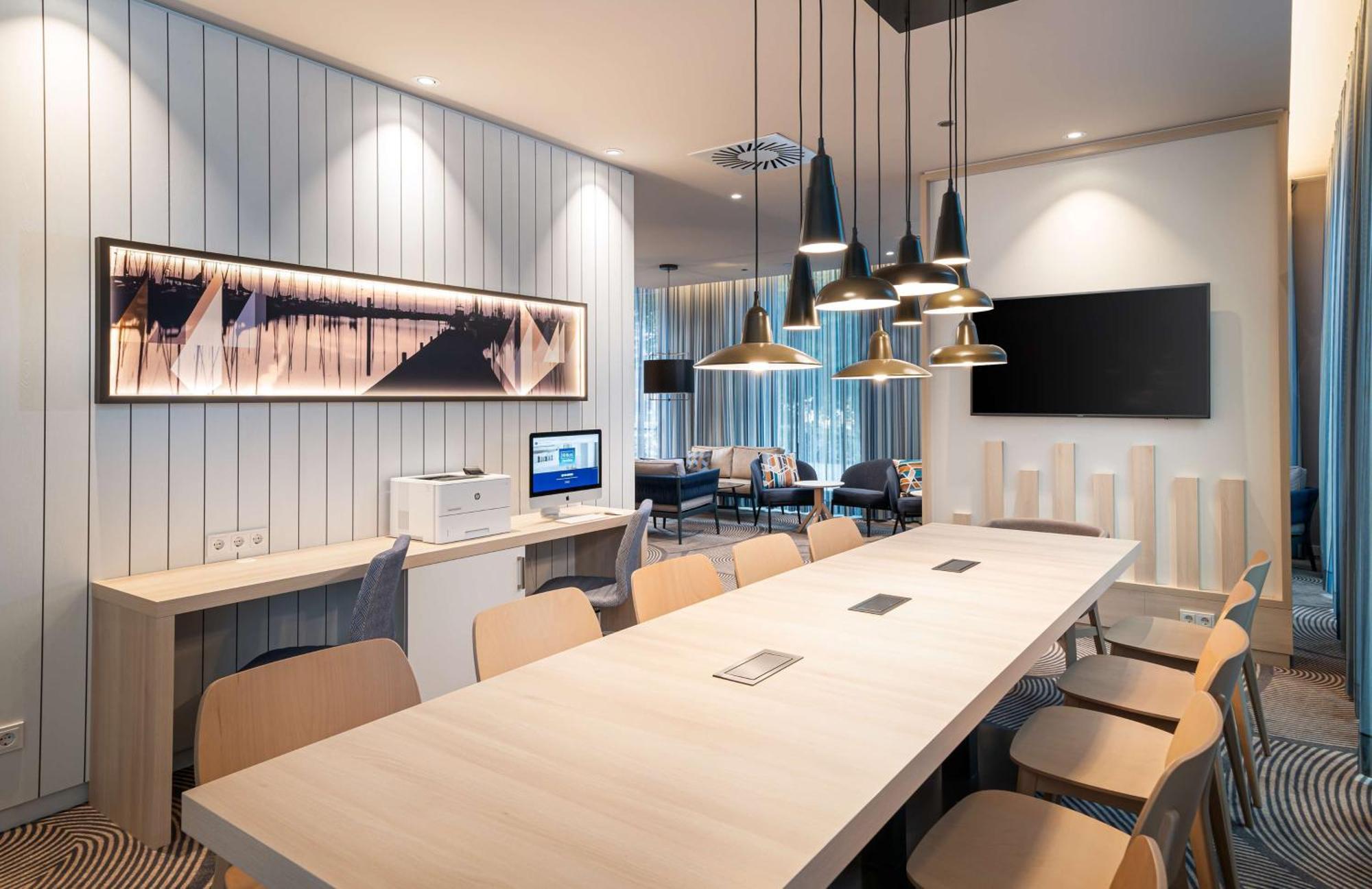 Hampton By Hilton Kiel Hotel Ngoại thất bức ảnh
